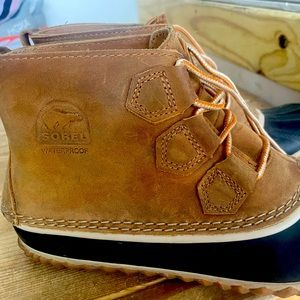 Sorel Out and About Boots